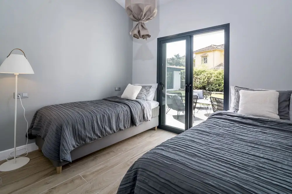 MAR - Luxury Villa Marbesa 400 meters to beach