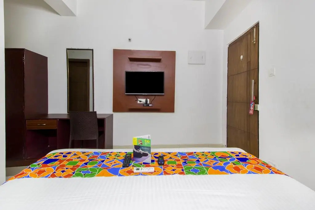 FabHotel Limestone Suites - Near Yashoda Hospitals, Somajiguda