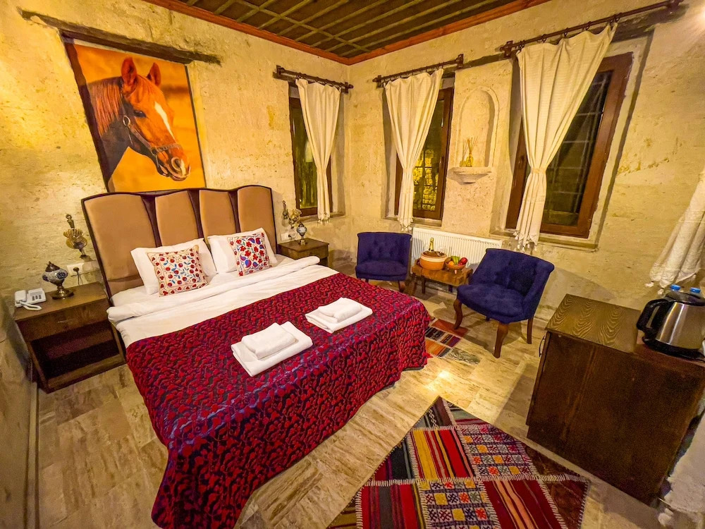 Heritage Cave Suites
