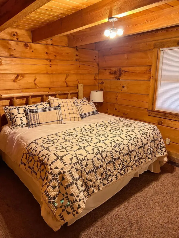 Hunter Hills Haven - Secluded Luxe Cabin Getaway With Mountain Views Spa Hot Tub Game Room