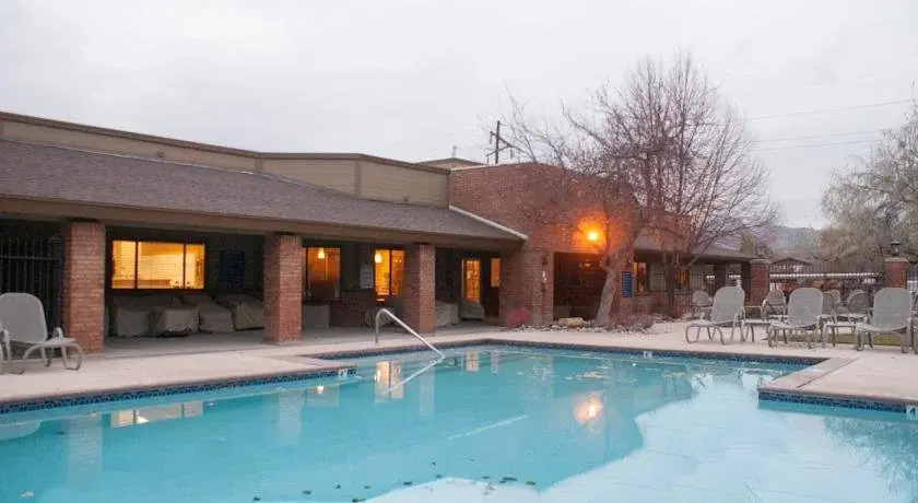 Sky Harbor Suites
