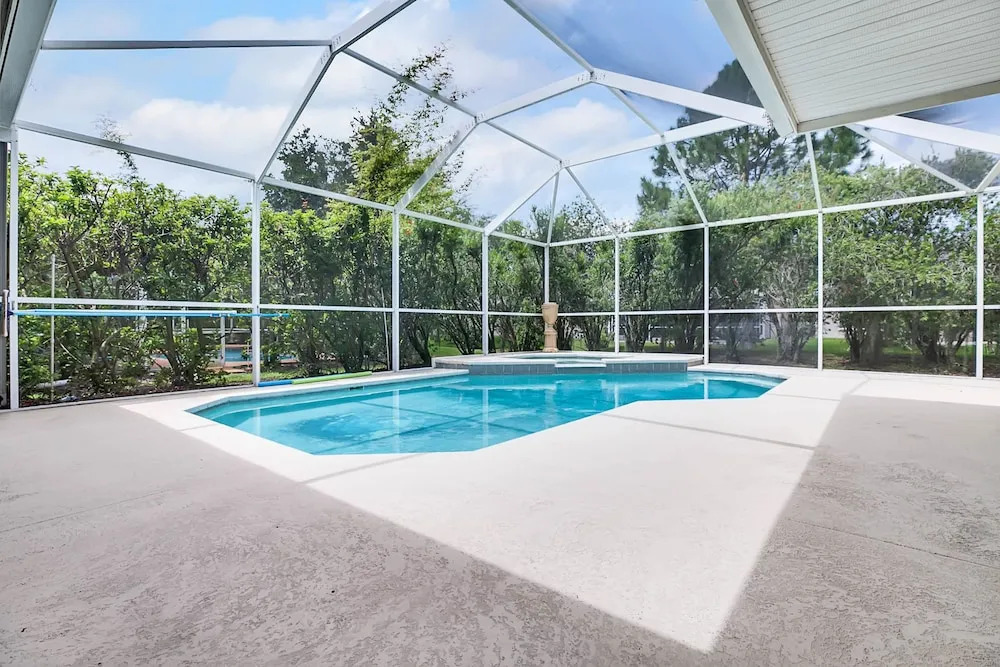 Executive Home with Heated Pool and Spa Holiday home 6