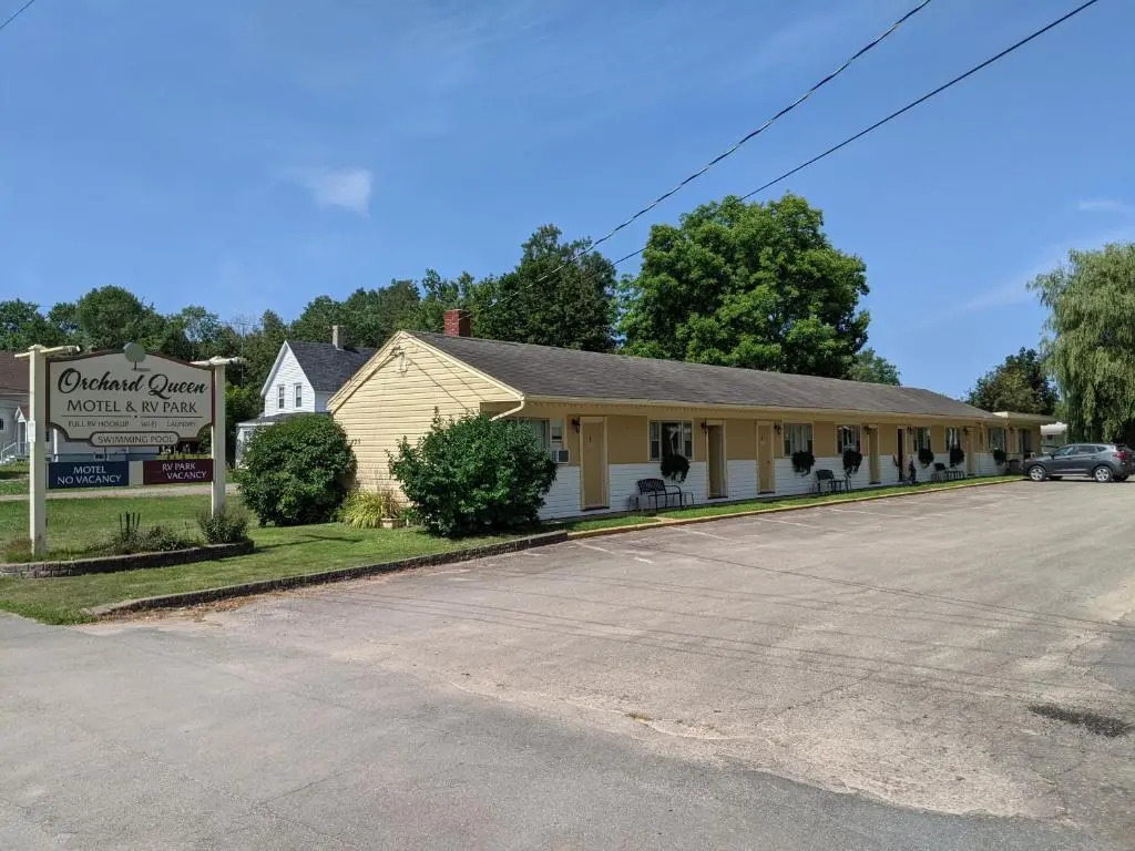 Orchard Queen Motel & Rv Park