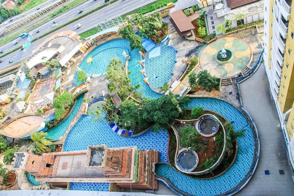 Best Location 2Br Great Western Apartment By Travelio