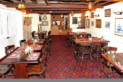 The George Hotel
