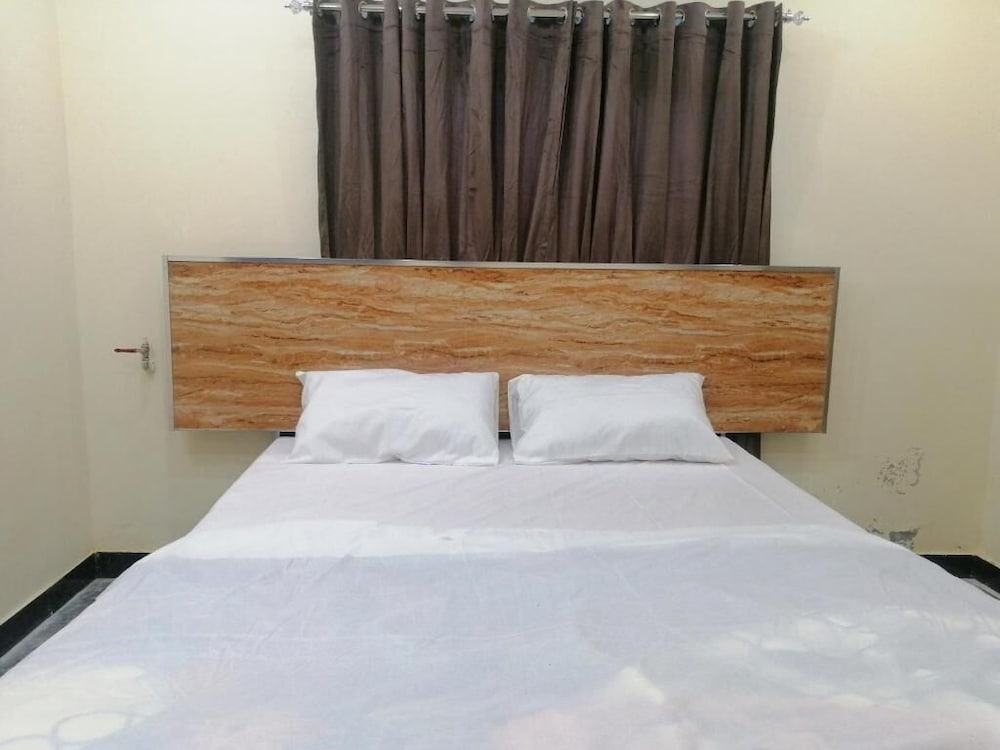 Navids Holiday Resort and Hotel, Murree