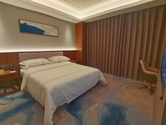 Urumqi Zhejiang North Hotel (Furunde Shopping Center Xinjiang Ancient Ecological Park Store)