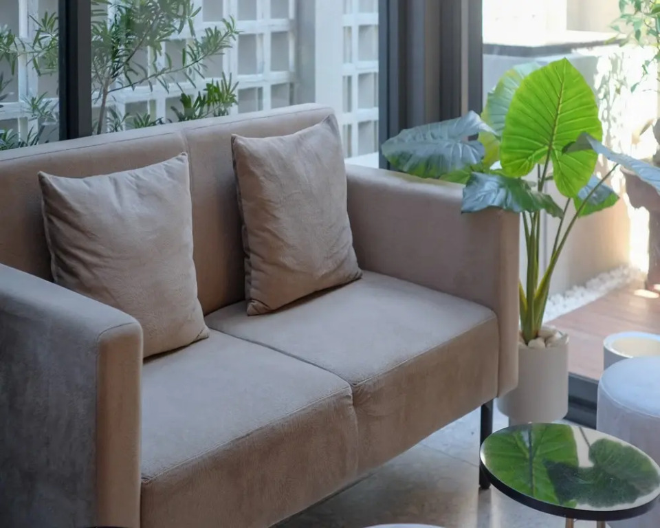 Sans Hotel RG Living Jogja by RedDoorz
