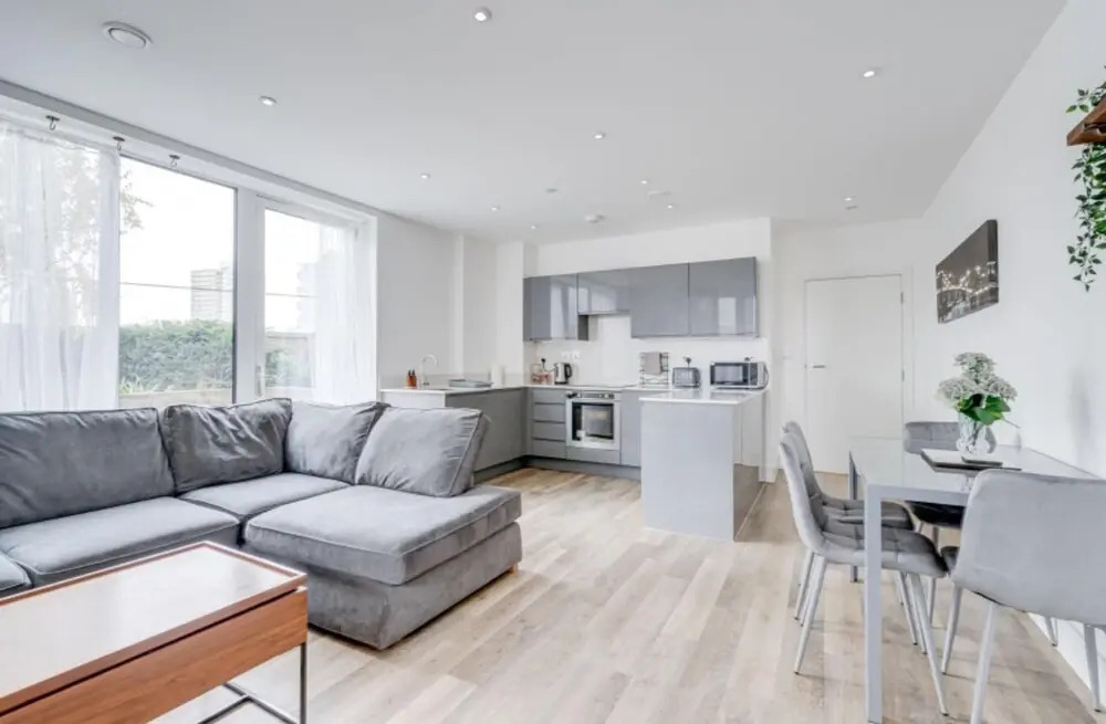 Cozy London Apartment With 2 Bedrooms