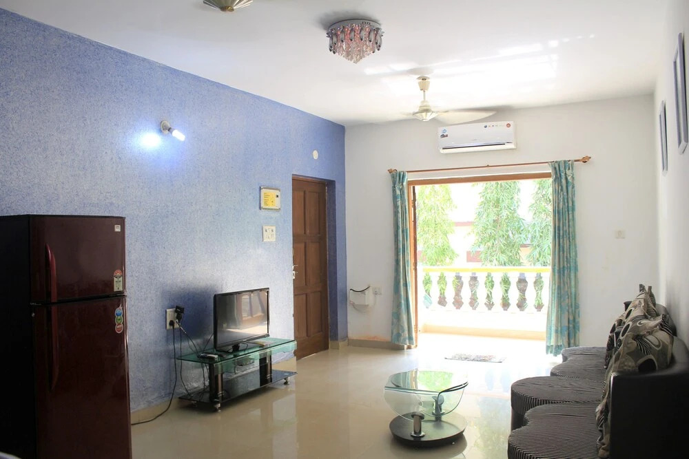 Spacious Fully AC Apartment - CM040