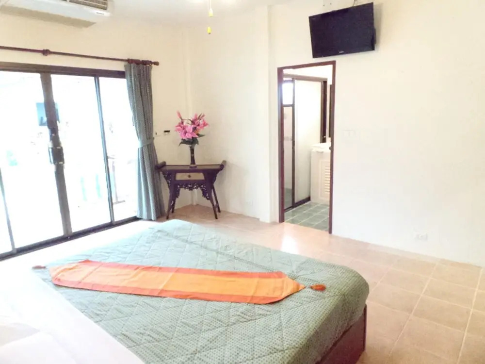 House With 3 Bedrooms in Phuket, With Pool Access, Enclosed Garden and