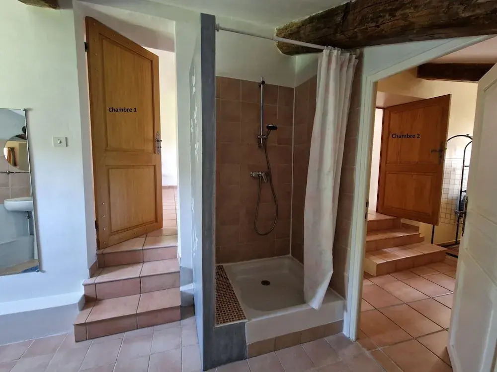 Country House in Lussan Near Pont du Gard