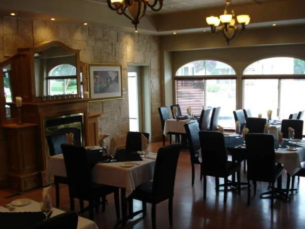 Grey Rose Suites