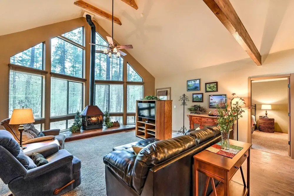 Relax Fireside! Peaceful Forest Haven in Prescott