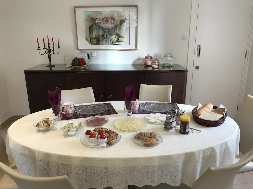 Avgi's Home