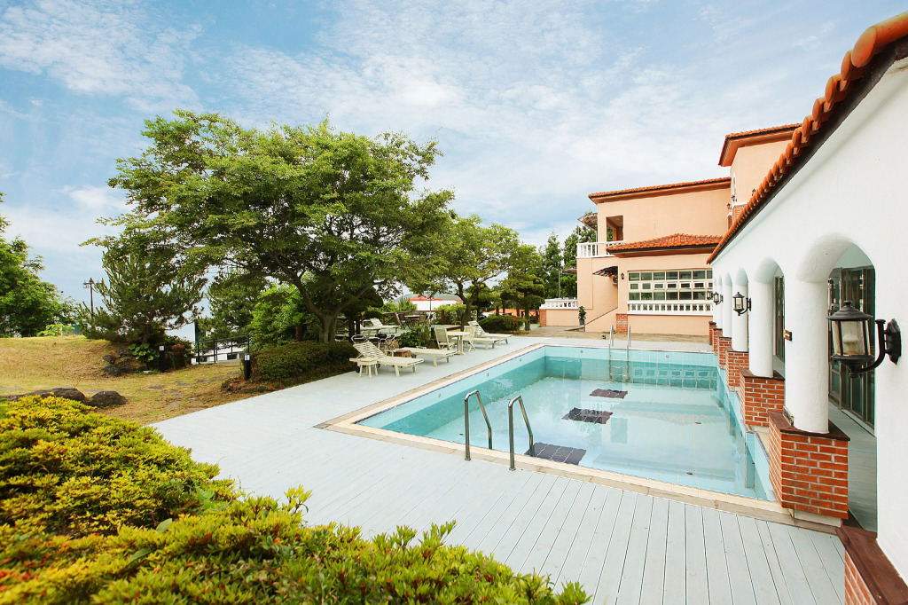 Lavenders Pension (Pet friendly)