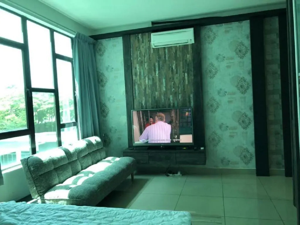 02-AUSTIN REGENCY JY HOMESTAY for 2pax Pool View