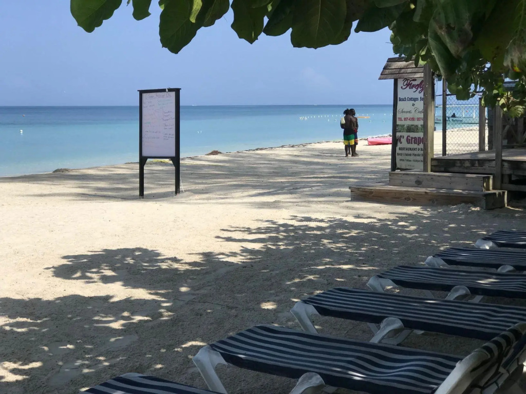 Firefly Beach Cottages