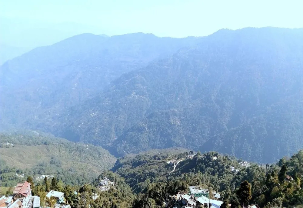Goroomgo  Opal Inn Darjeeling