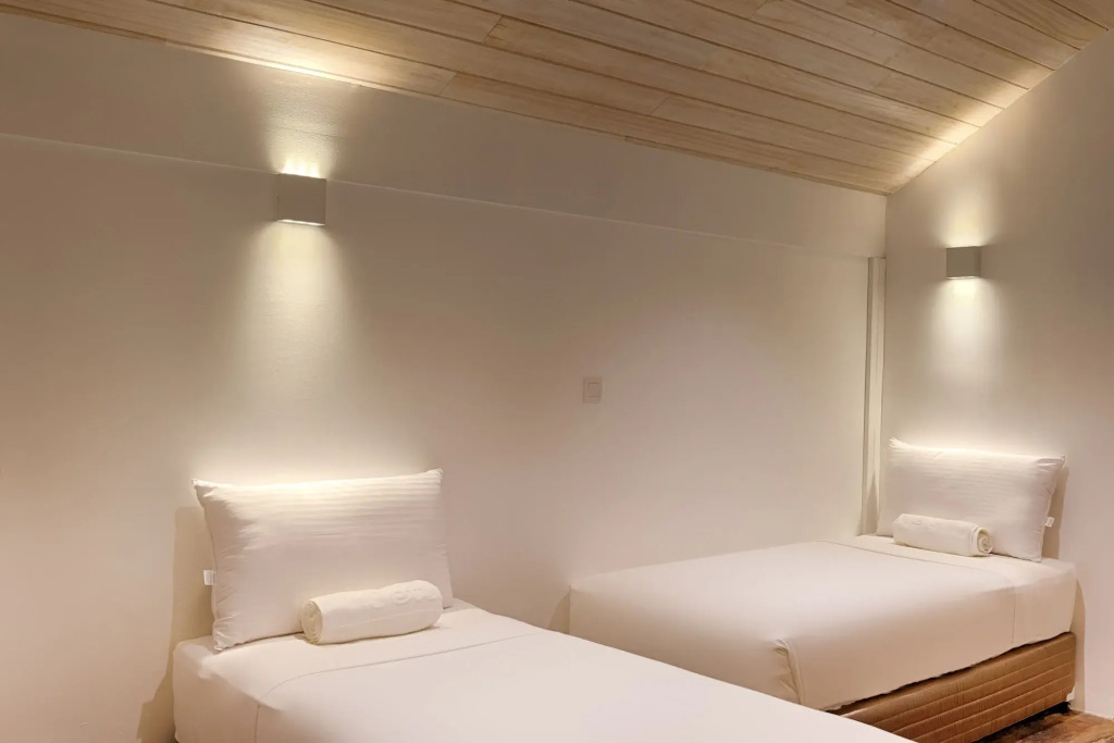 Hotel J, Unawatuna