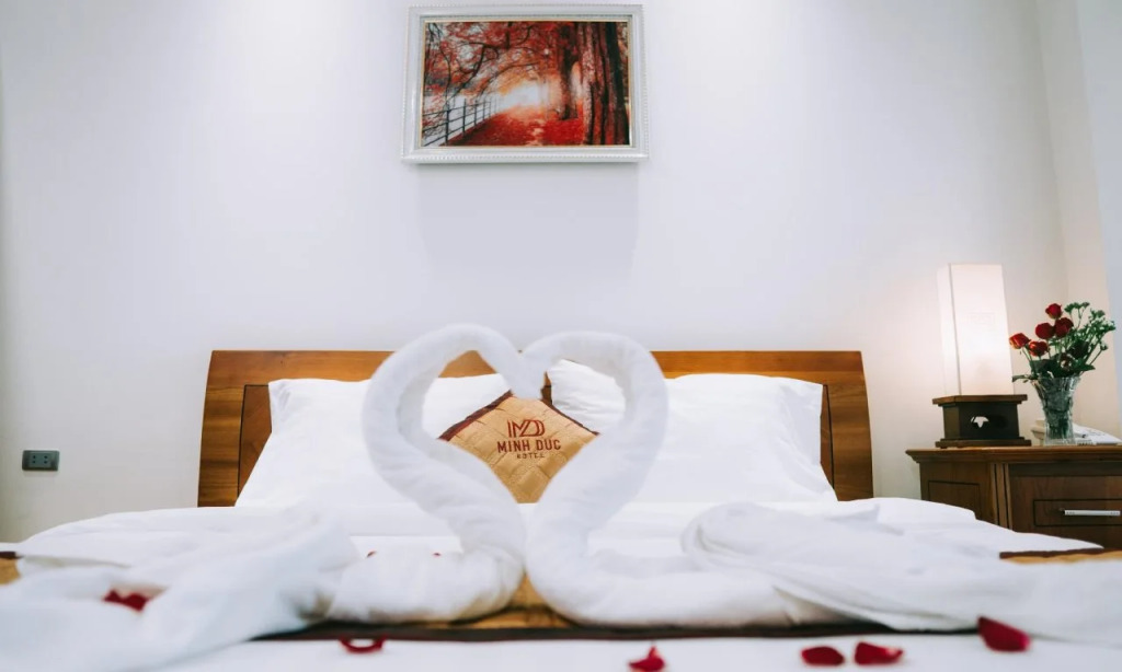 Minh Đức Green Hotel Tuần Châu
