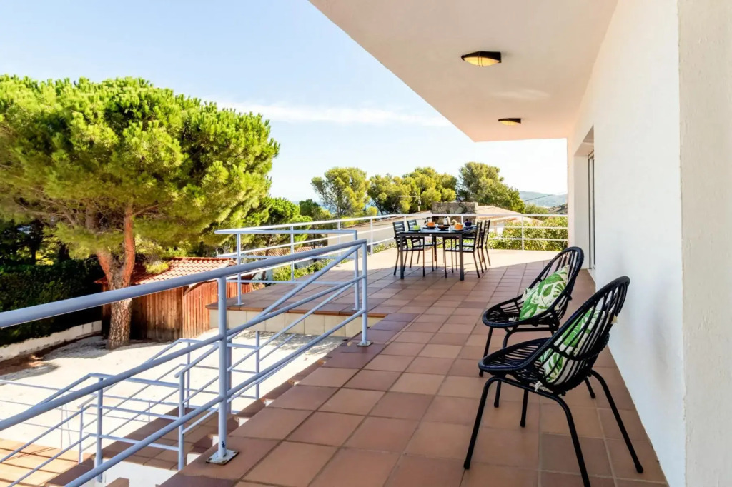FENER DE DALT 89 Magnífica casa con piscina y vistas
