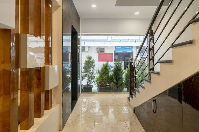 Gateway Premium Inn