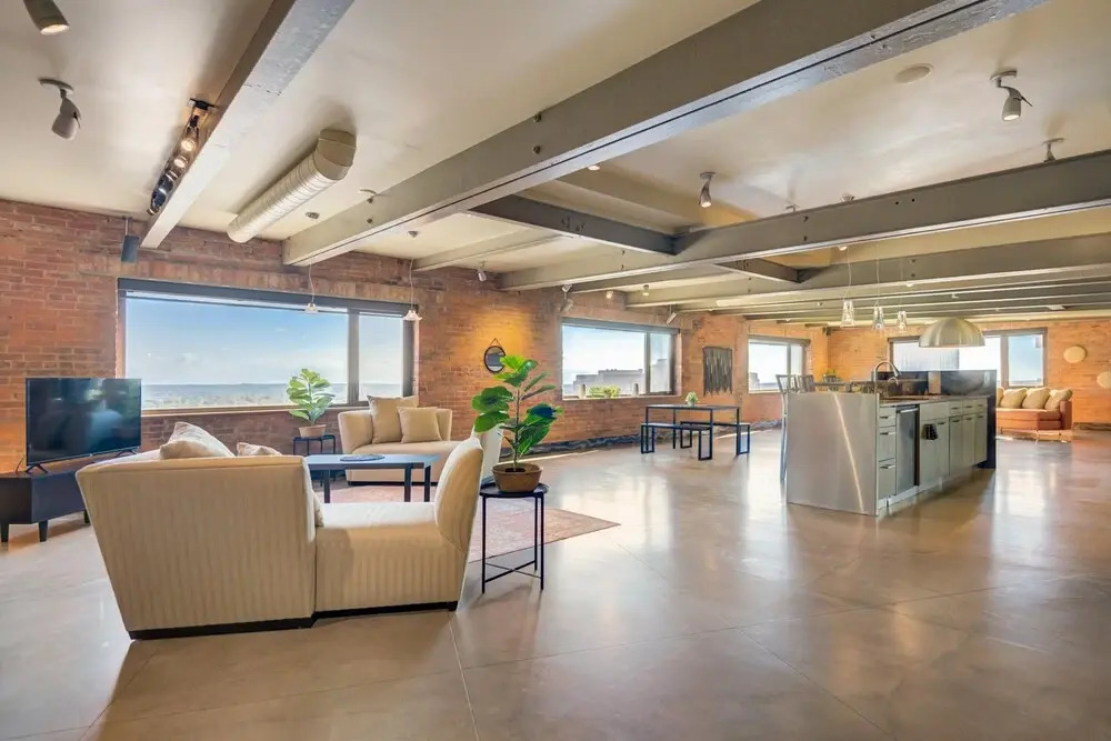 FRONTDESK Lofts at 629 Euclid Downtown Cleveland