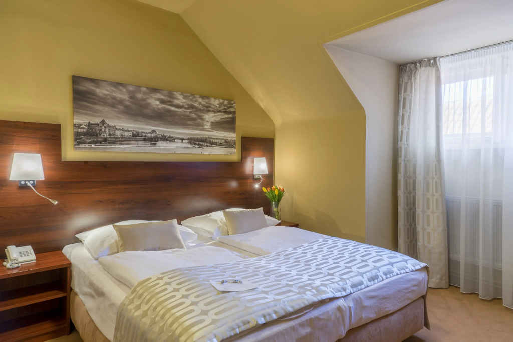 Pytloun Kampa Garden Hotel Prague