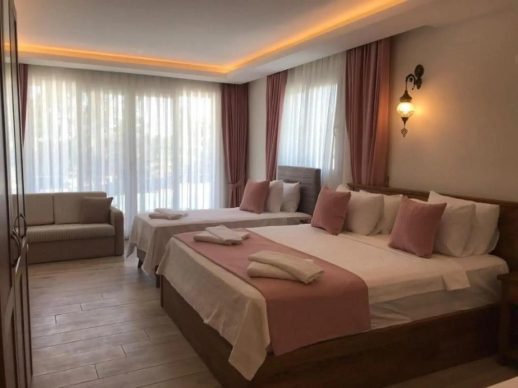 Infinity Ruby Hotel