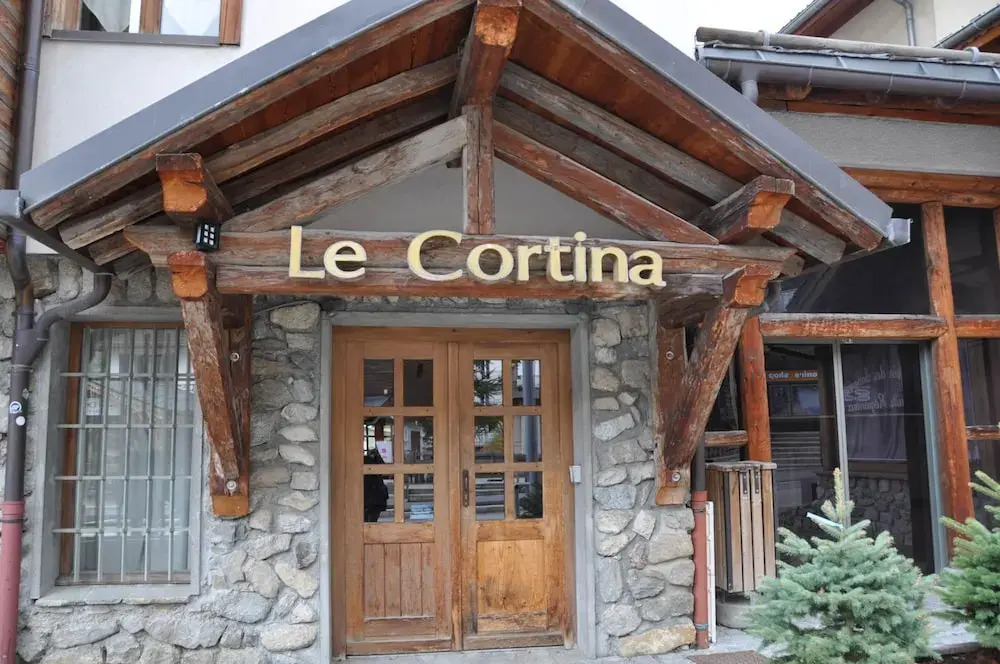 Apartment in Les Deux Alpes With Mountain Views