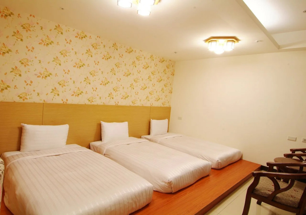 Federal Highway 2 Hotel