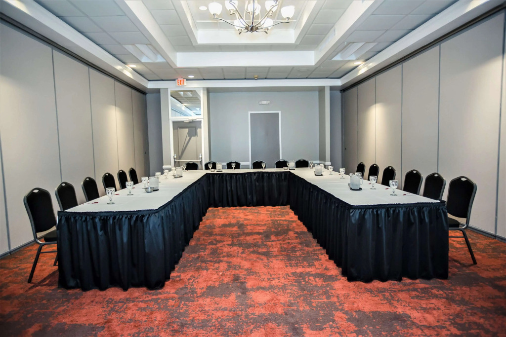 Ramada by Wyndham Jacksonville Hotel & Conference Center