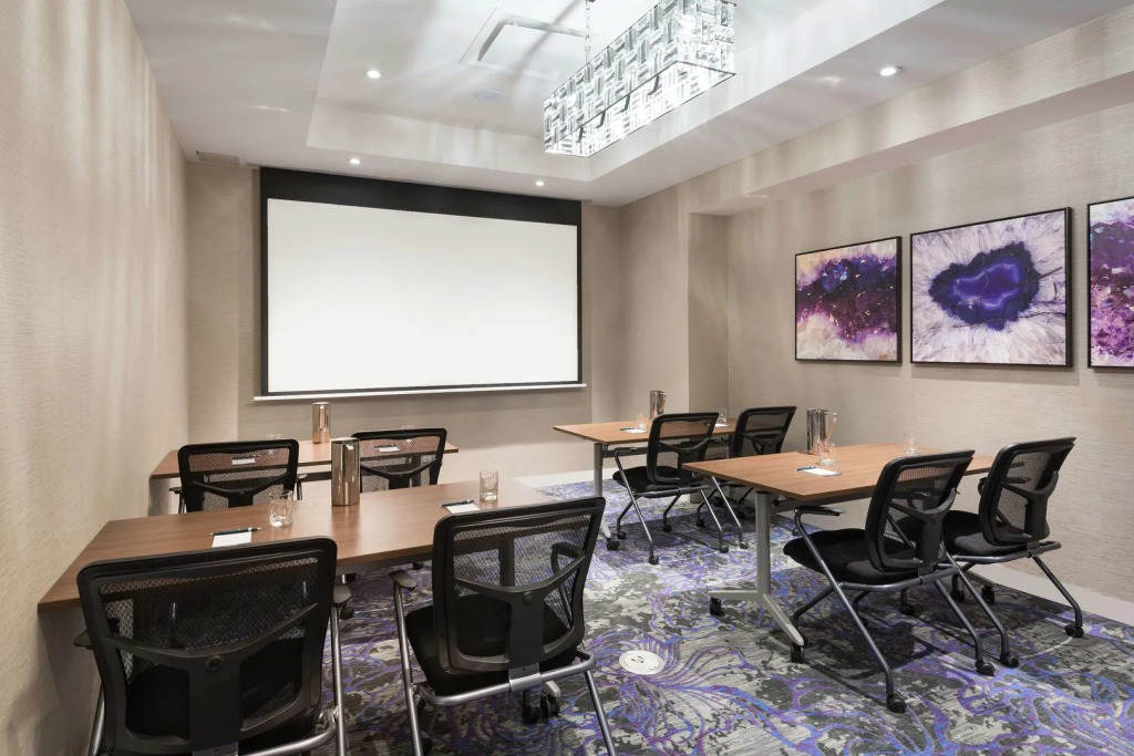 Hilton Garden Inn Ottawa Downtown