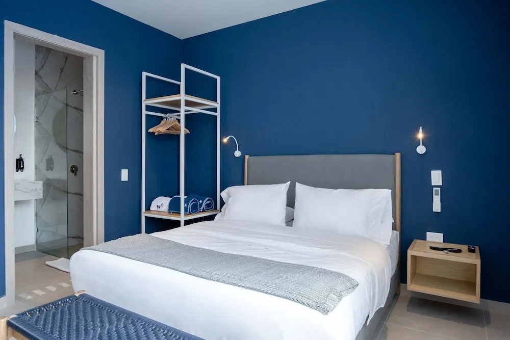 w Sophisticated 3BR w Magical Terrace in CTG