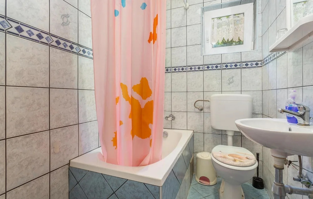 Stunning Apartment in Krk With 3 Bedrooms and Wifi