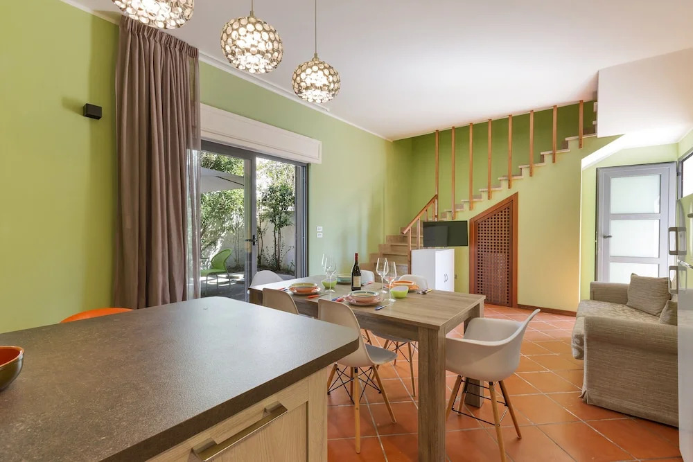 2285 Casa Mari by Barbarhouse
