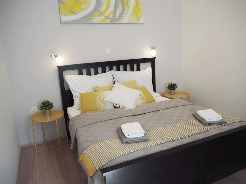 QIK Apartments