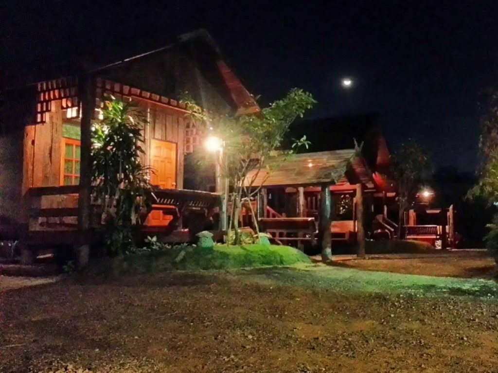 Shongthai&Maimhon