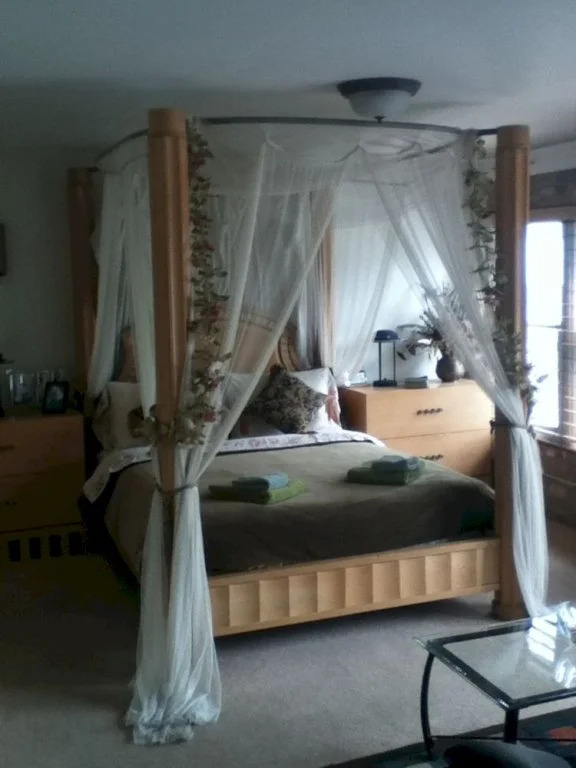 14 East B&B