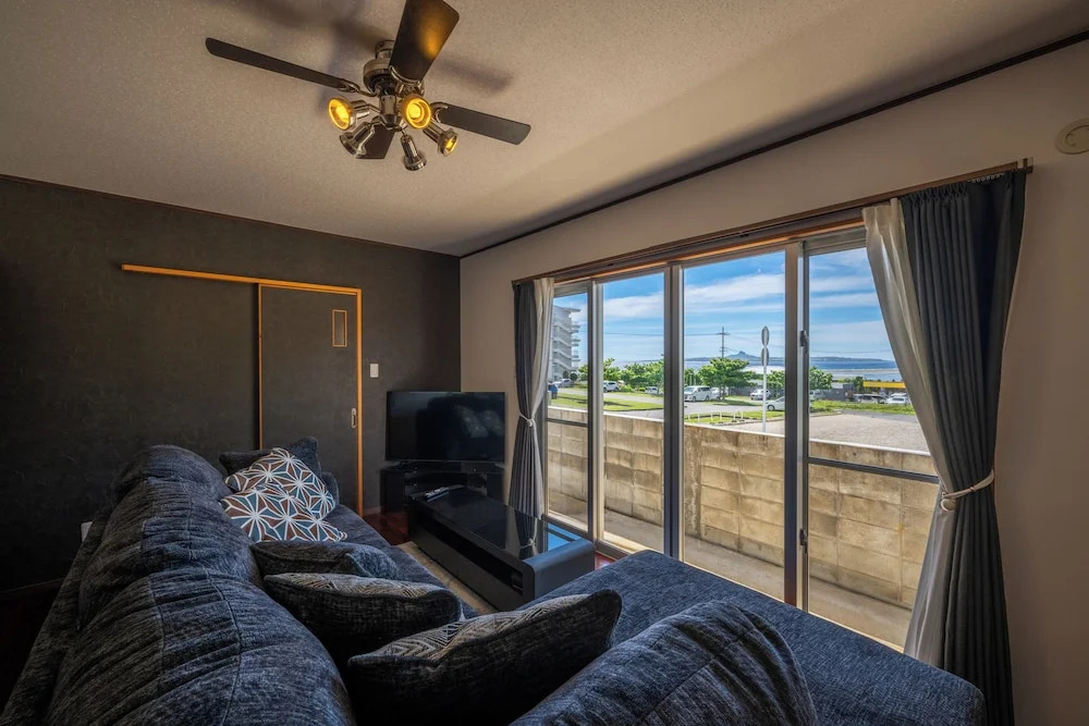 Ocean View Terrace BISE 1F