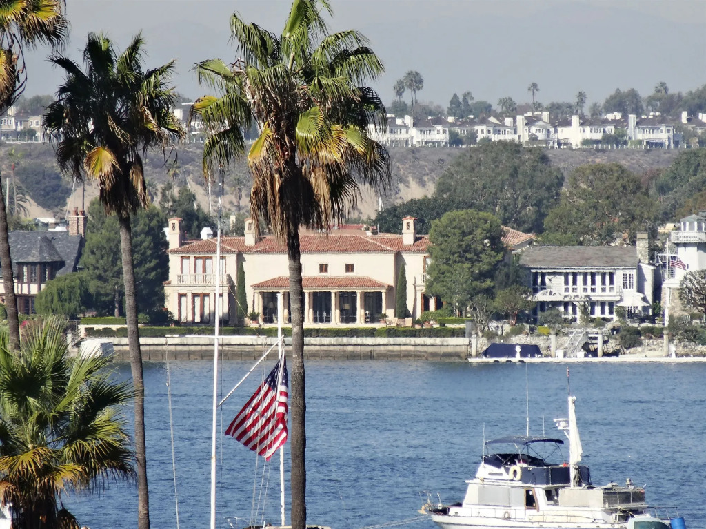 Balboa Inn, On The Beach At Newport