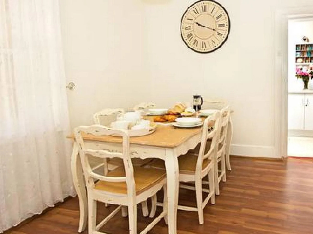 Queen's Cottage Bed and Breakfast Barossa Valley