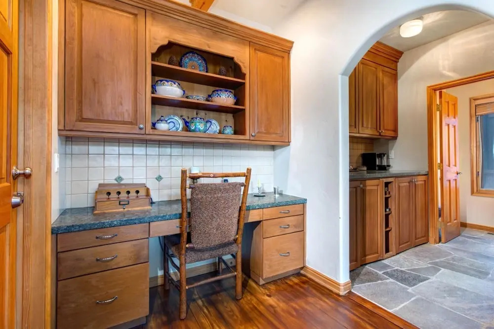 Nordic Retreat 5 Bedrooms PAC-2410 by KBM