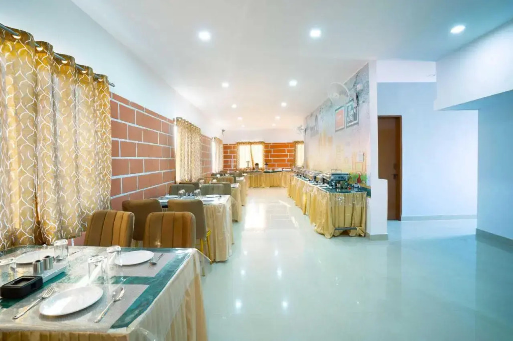 Treebo Galaxy Kings Suites, Hebbal