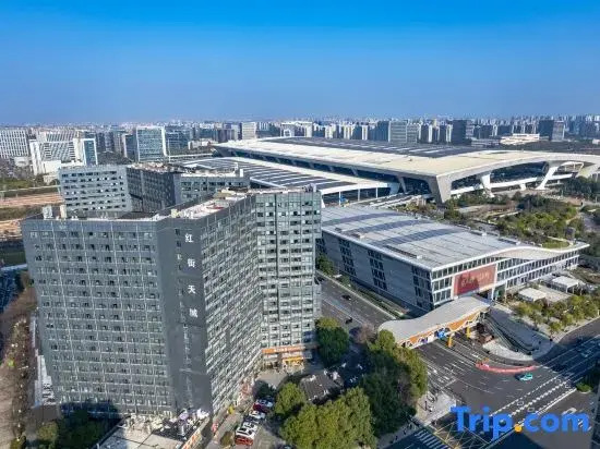 Jinjiang Hotel ( Hangzhou East Station West Square )