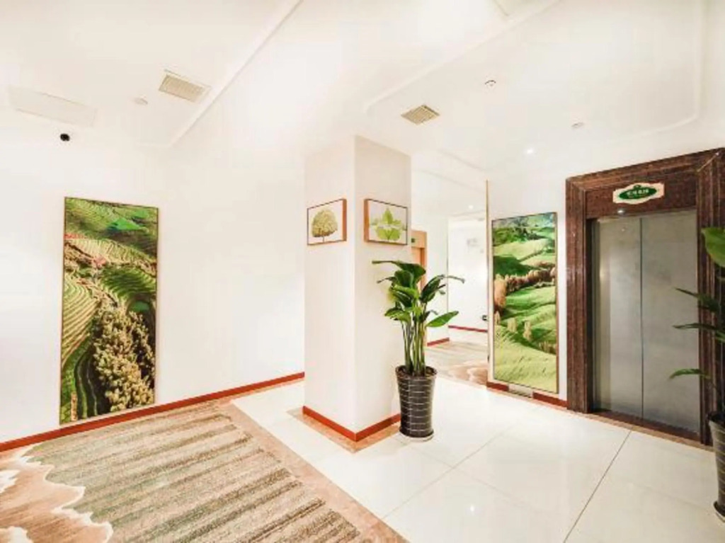 Vienna 3 Best Hotel (Miaojiang West Road Store)