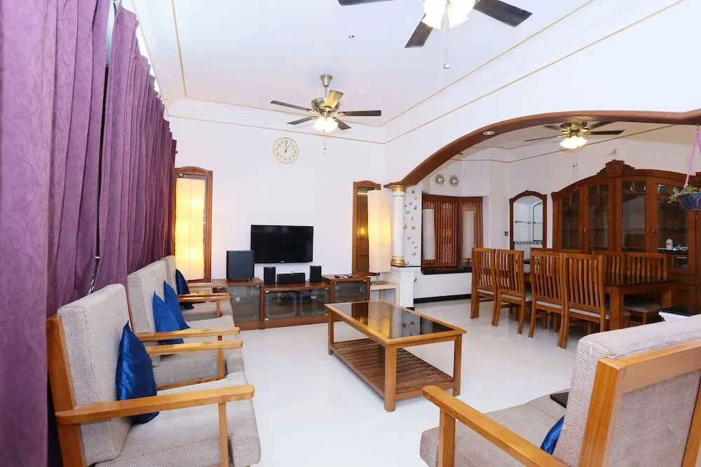 OYO Home 26153 Traditional Stay Near International Airport