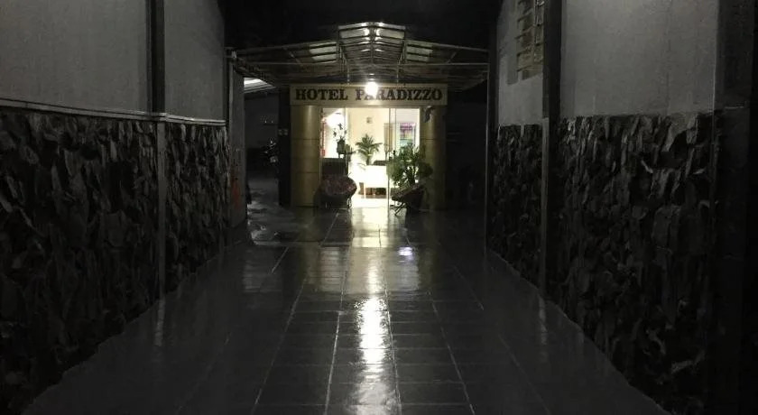 Hotel Paradizzo