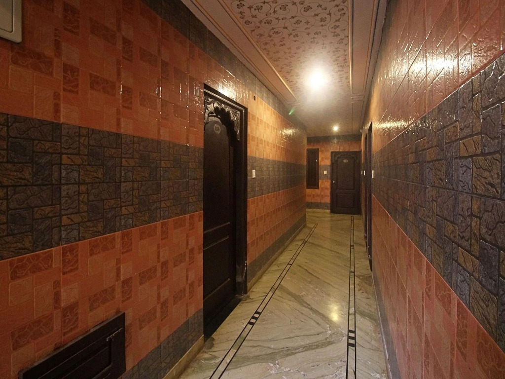 OYO 8515 Ashok Palace